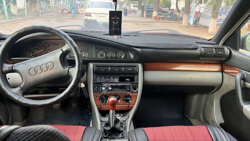 Продам Audi 100 c4 2.8
