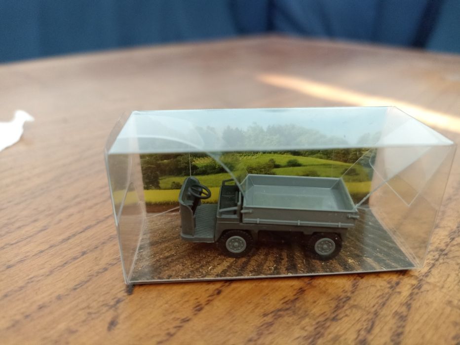 камиони 1/87 херпа авм