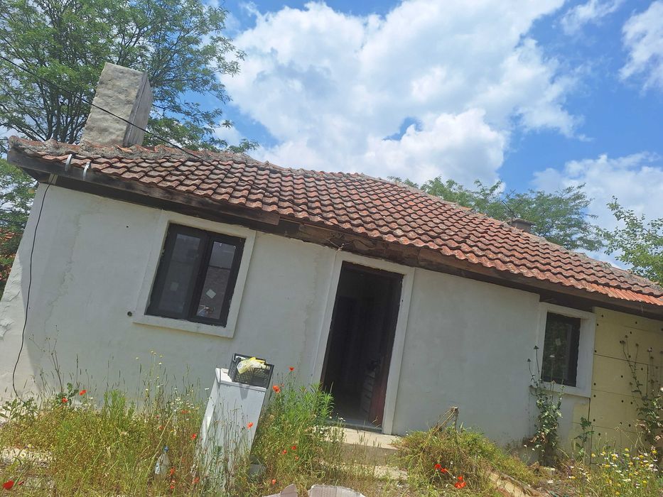 Продава се Къща в Бургас, Възраждане - 61 кв.м за 13115 €/кв.м - Снимка #1