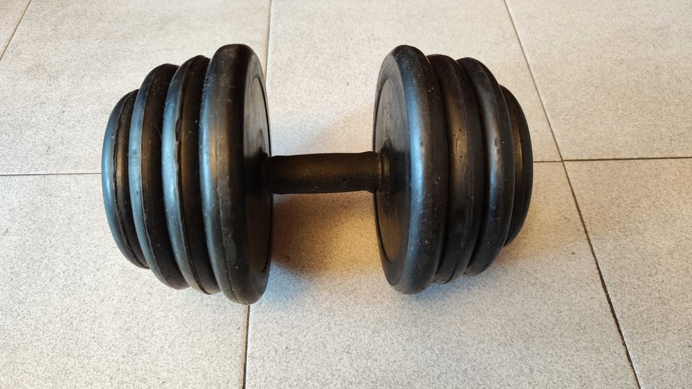 Разглобяеми Гумирани Дъмбели, Регулируеми Каучукови Гири - 2 х 20 кг