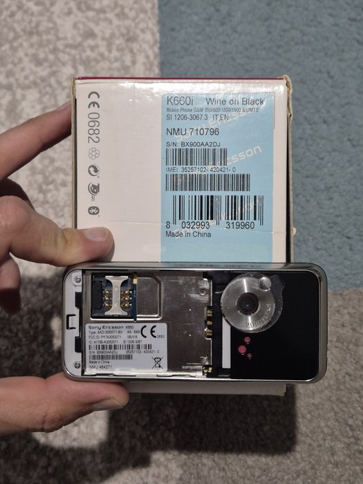 Sony Ericsson K660i - Nou, de colectie!