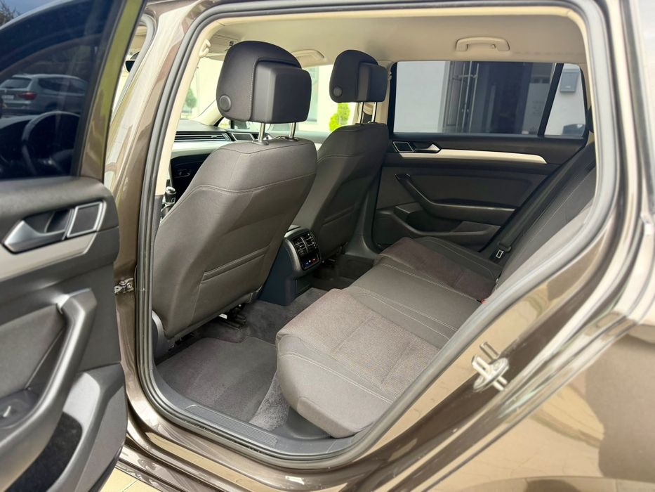 Volkswagen Passat 2.0 TDI 150 cp 4Motion