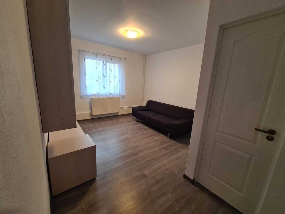 Apartament 3 camere la mansardă cartier Strand