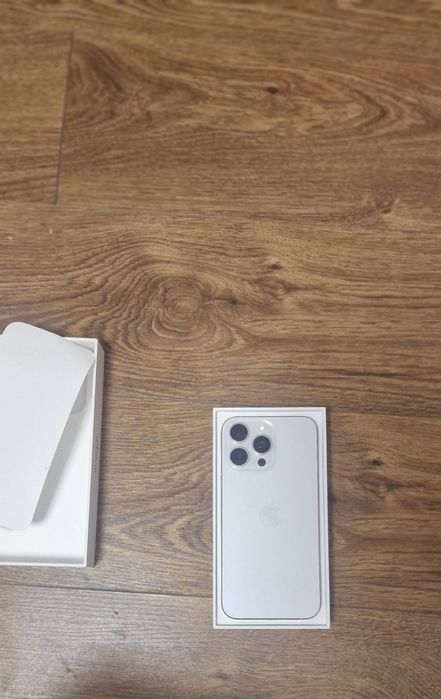 Vând iphone 15 promax