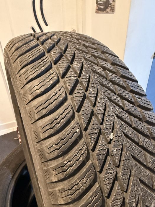 Cauciucuri de iarna Nokian Snowproof 2 in stare foarte bună