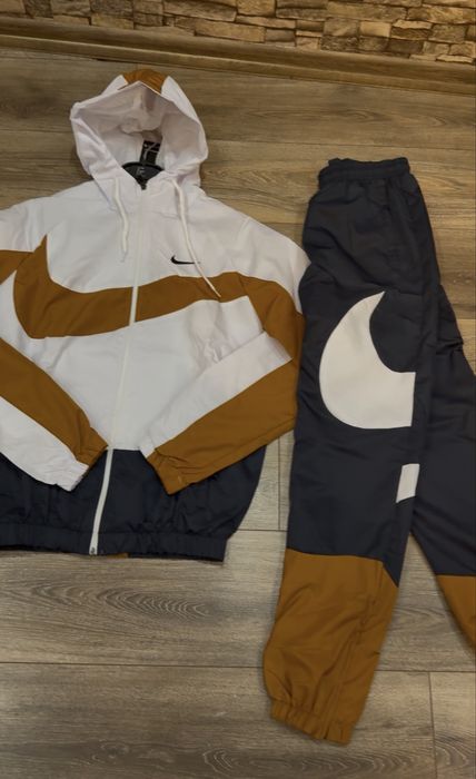 Шушлекови екипи Nike Air & TN