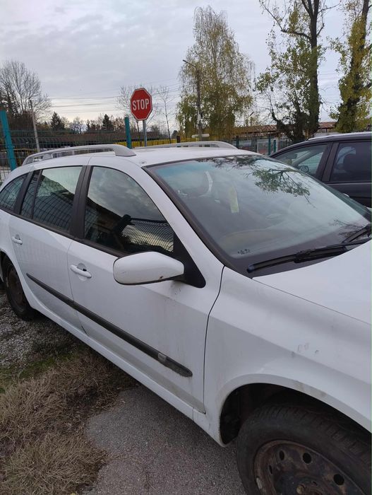 Renault Laguna (комби) на части или цяла.
