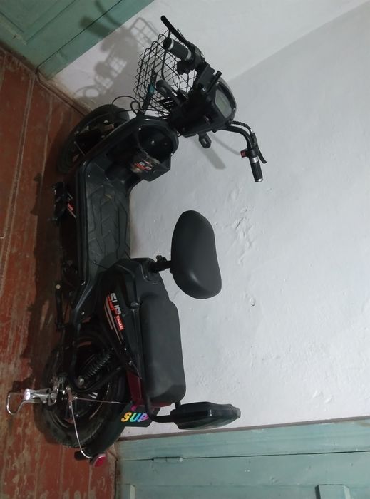 Жаңа алдым камера бар