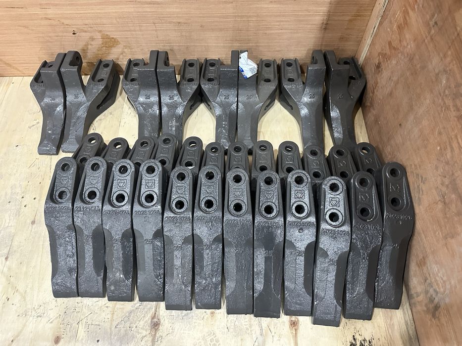 Зуб для ковша погрузчика XCMG