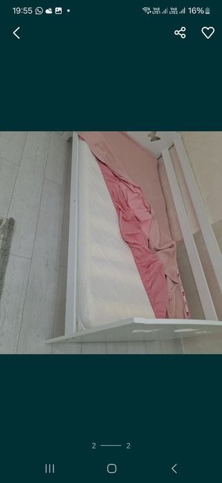 Стол письменный и кровать детский