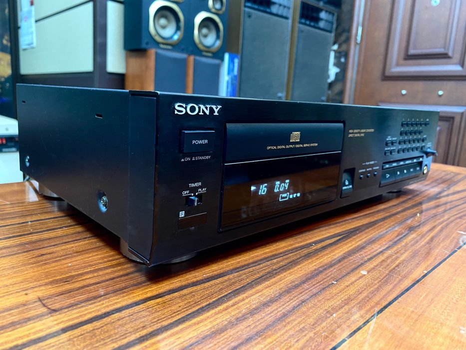 Висок клас CD плеър Sony