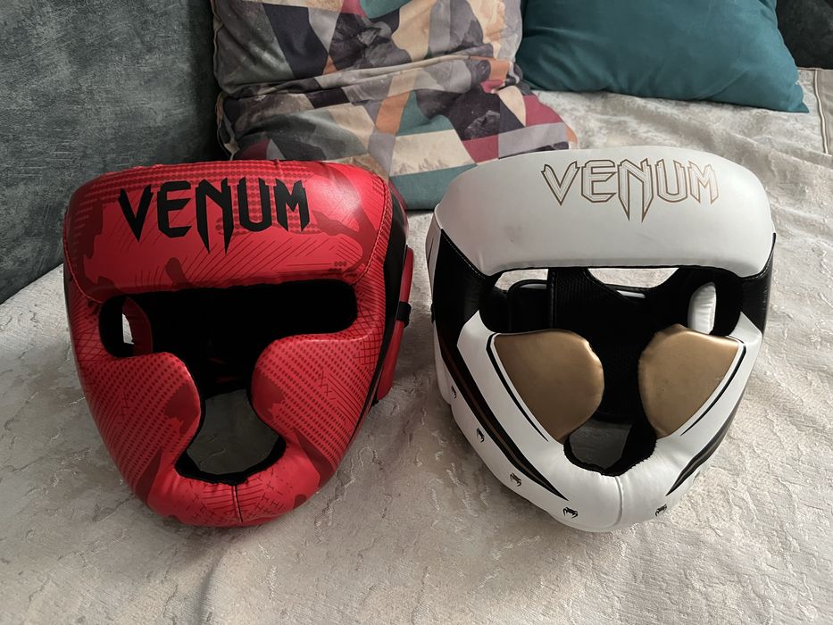 Продается 2 шлема VENUM