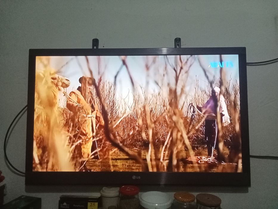 Продам телевизор LG