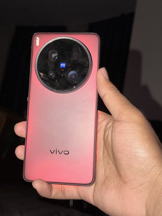 Vivo x200ultra 16/512 фулл комплект