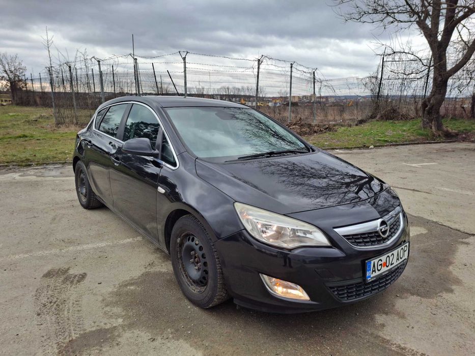 Opel Astra j 1.7 cdti 125cp (ambreiaj si volanta schimbate))