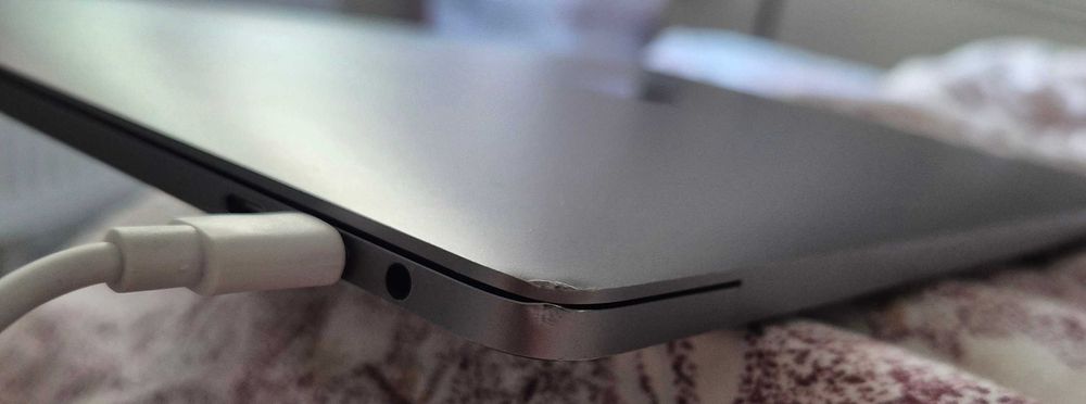MacBook Pro - i7 2.8GHz 16Gb 256Gb