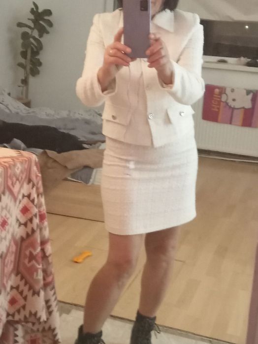 Дамски костюм 36 номер