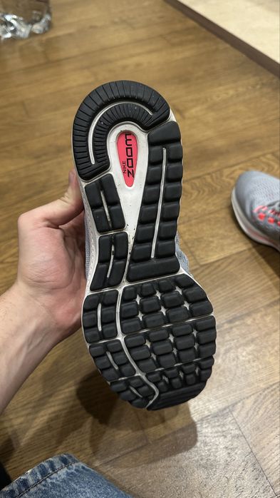 Nike спортни дамски маратонки 38.5номер