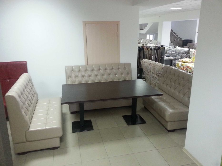 Диван для кафе. баров и ресторанов