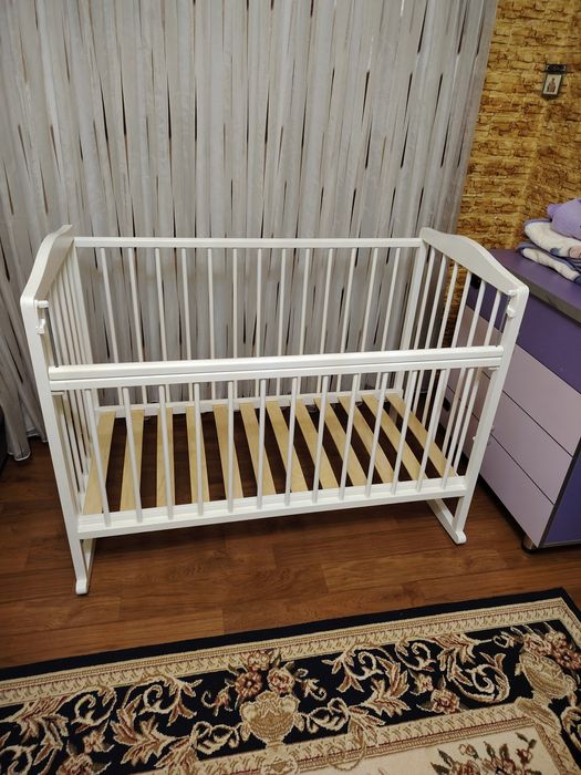 Продаётся детская кроватка ikea и стульчик