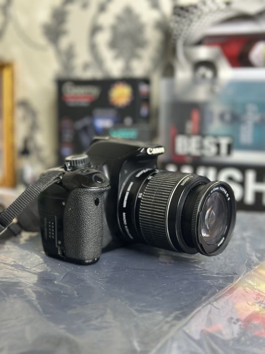 CANON 650D Camera