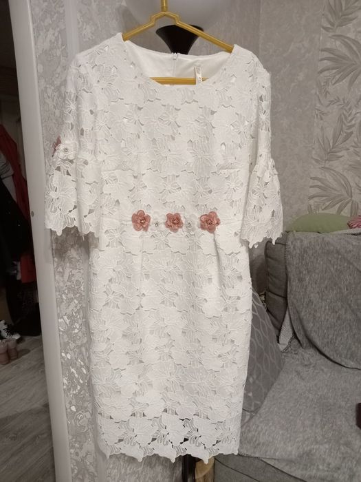 Продам платья женские