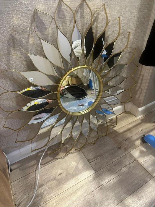 Декоративная зеркало