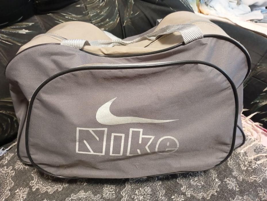 Сан Nike  за път и спорт