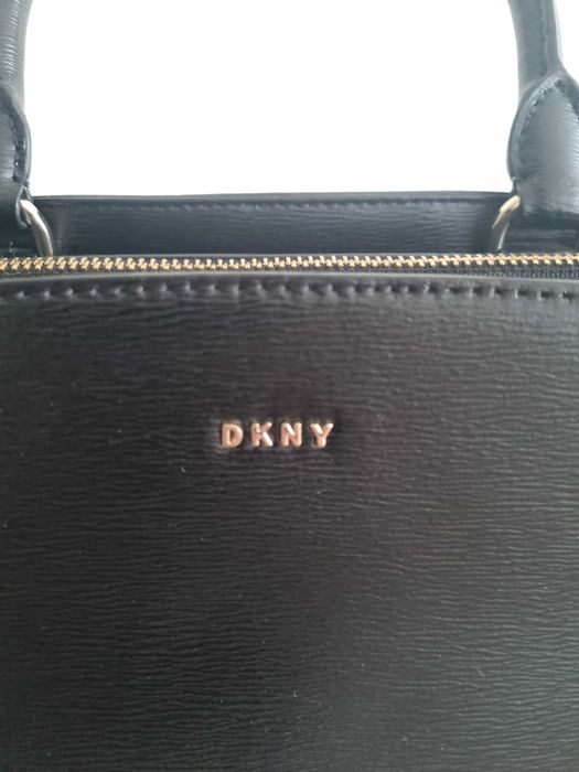 Оригинална кожена чанта DKNY Paige Medium Satchel (Черна)