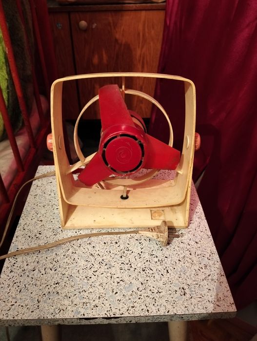 Вентилятор маленький