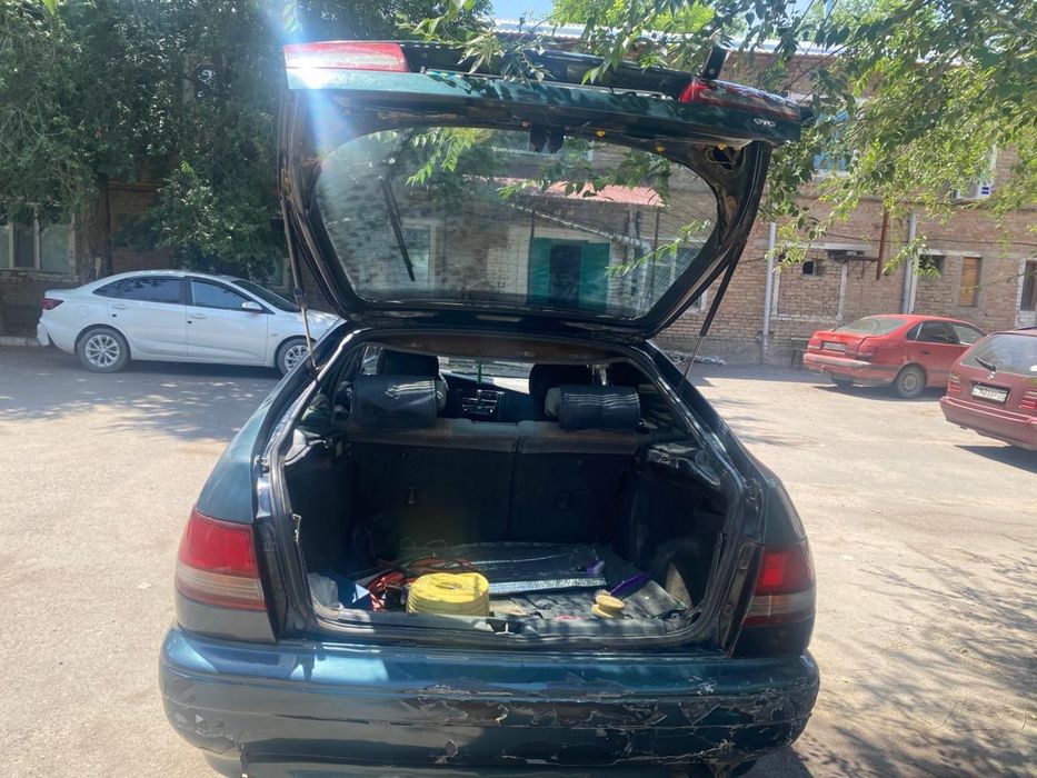 Toyota carina e, 1993
