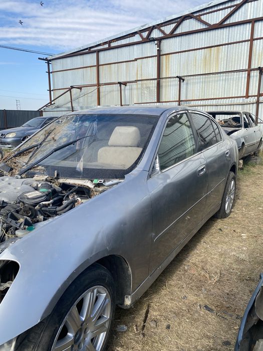 Разбираю Nissan Skyline