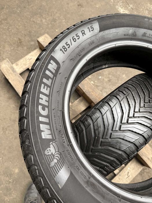 2x Anvelope Vara 185/65 R15 - Michelin Cross Climate 2