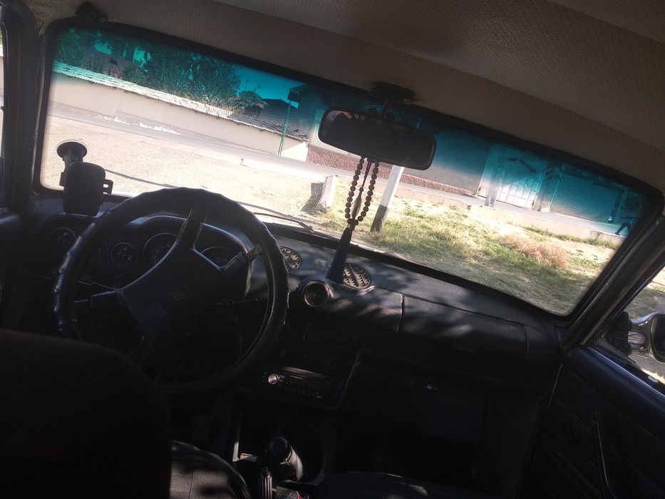 Jiguli 2106 holati yaxshi