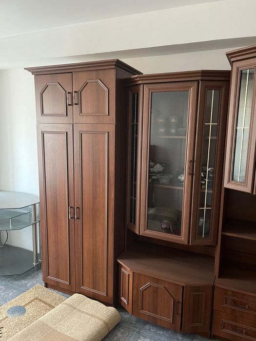 Стенка для гостинной и подставка