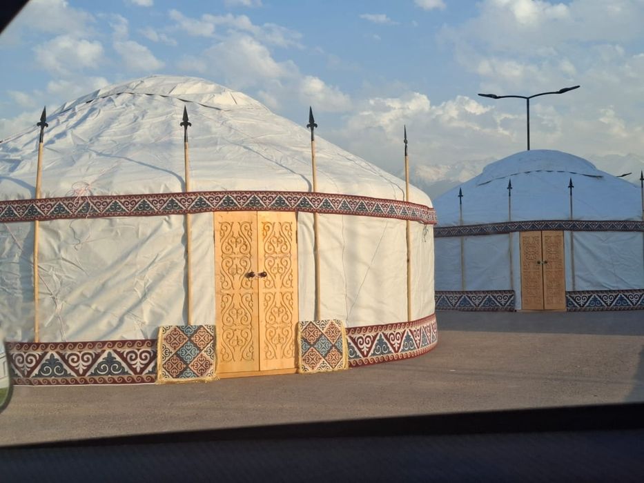 Казак уй юрта и Алтыбакан