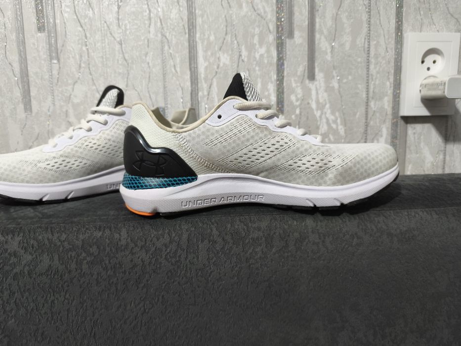 Кросстовки under armour sonic 6