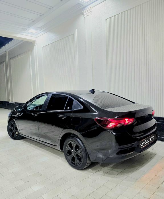 Onix Механика Black Piano