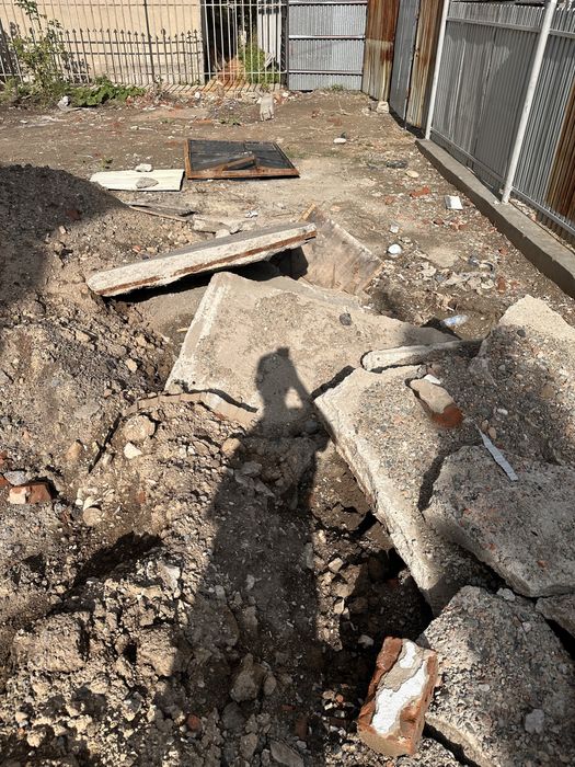 Бетонные блоки, плиты бесплатно