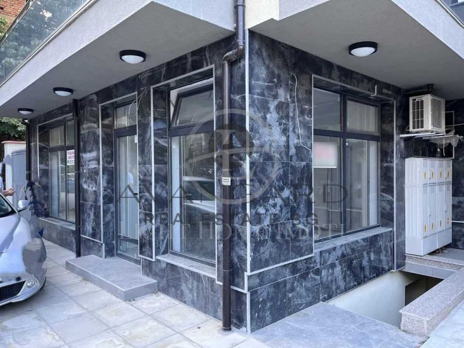 Продава се Магазин в Пловдив, Кършияка - 86 кв.м за 1661 €/кв.м - Снимка #1