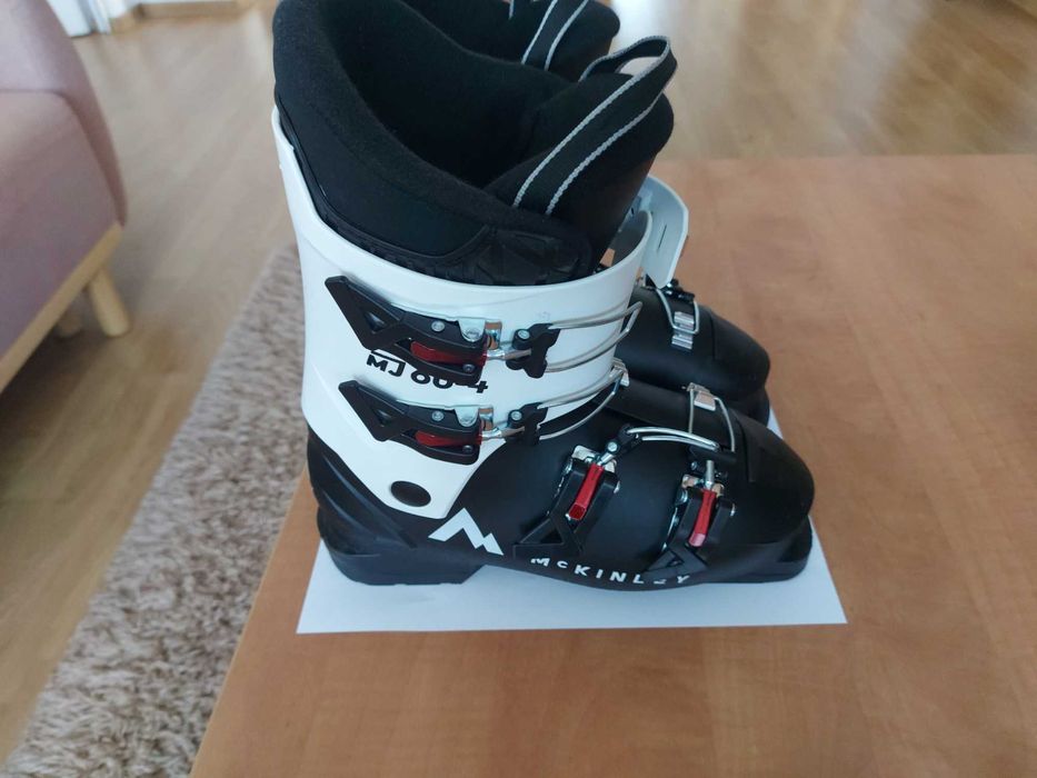 Clapari si casca ski pentru copii