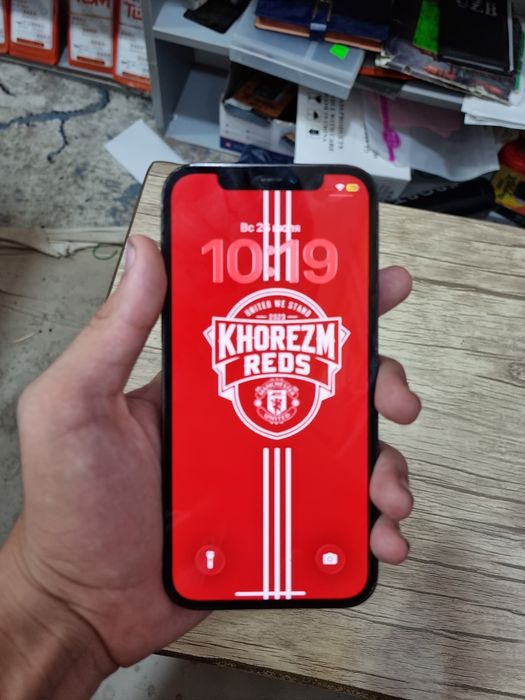 Iphone 12 pro blue