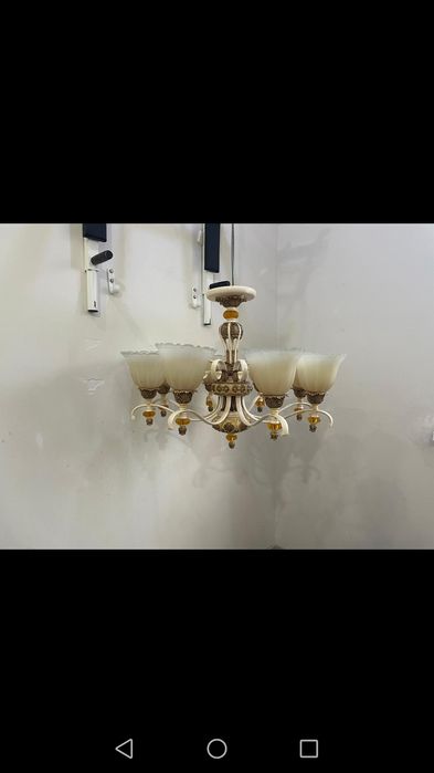 Люстра 8 рожковая