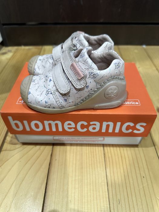 Обувки Biomecanics