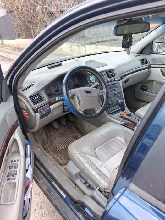 Volvo S80 2.5 tdi 140 Cp an 2000 pentru dezmembrari