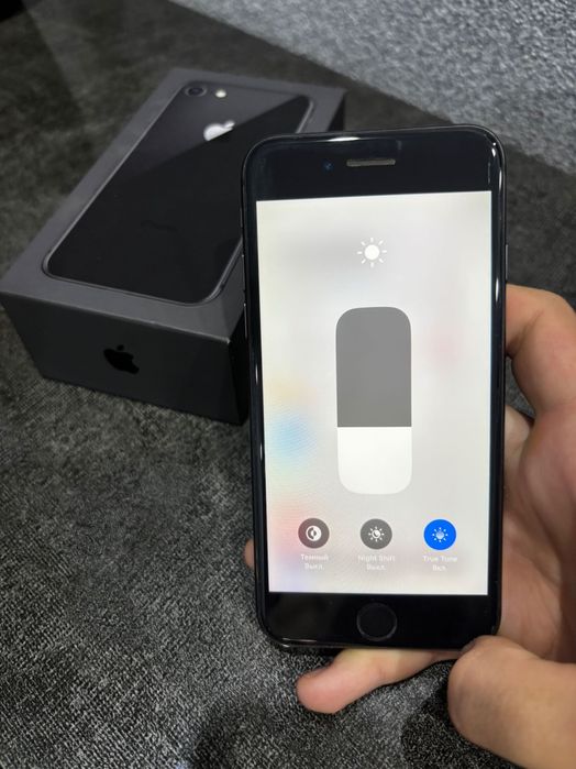 iPhone 8 64gb полностью рабочий