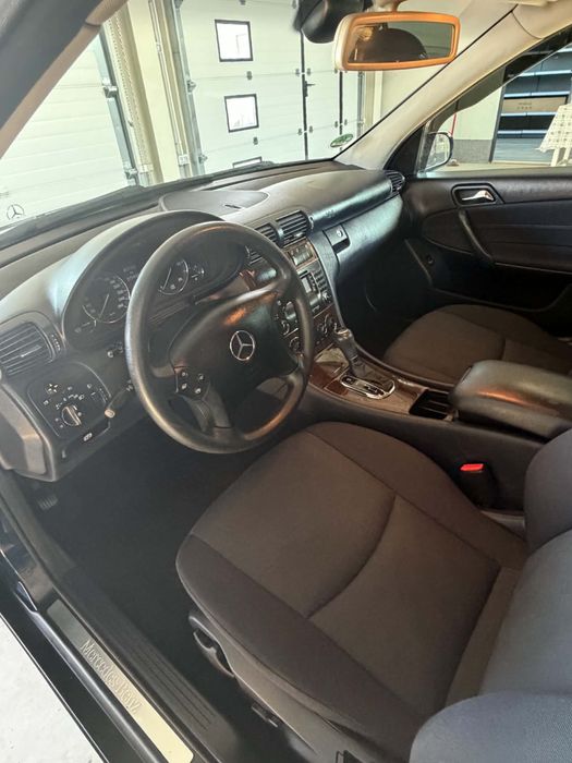MERCEDES-BENZ C-Class 2004 — imagine 10