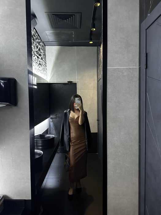 Платье Zara, кожа