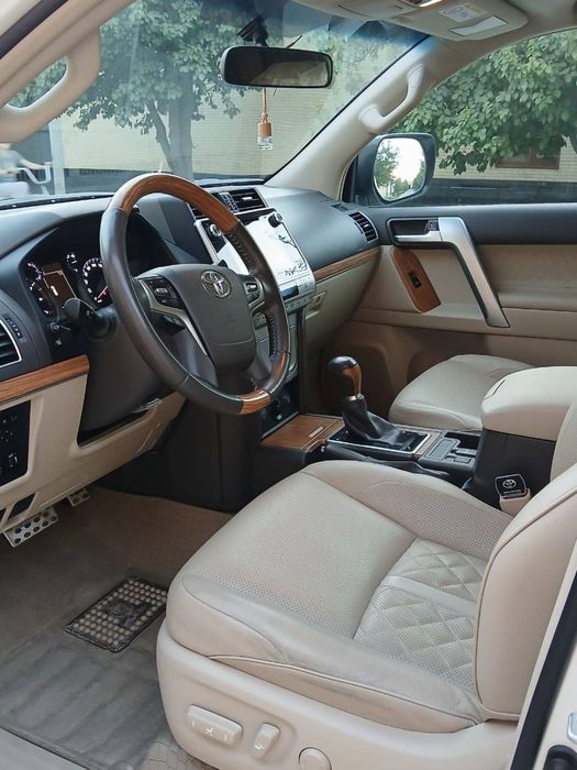 Prado 2019 holati yangi kraskasi toza