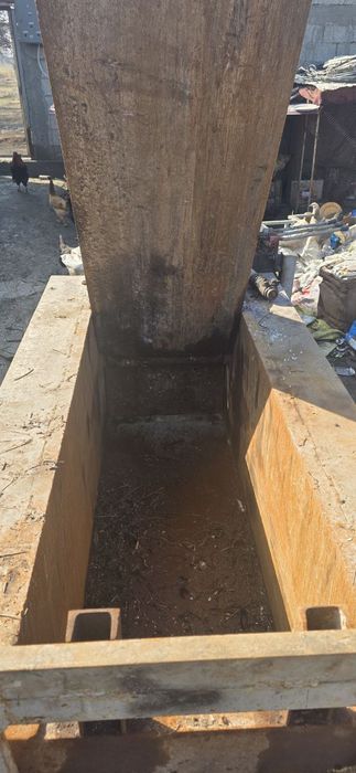 Tunika press aparat sotiladi